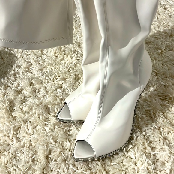 white over-the-knee boots size 37 - Picture 2 of 4